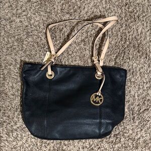 NWT Michael Kors Black and Tan Jet Set Tote